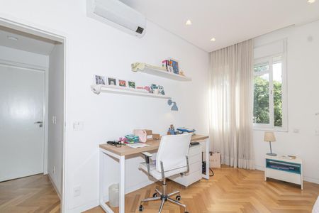 Apartamento à venda com 194m², 3 quartos e 1 vagaQuarto Suíte 3