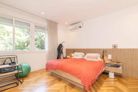 Apartamento à venda com 194m², 3 quartos e 1 vagaQuarto Suíte 1