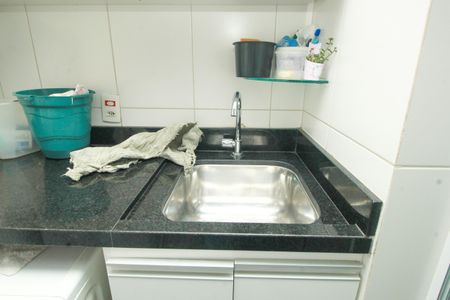 Apartamento para alugar com 60m², 3 quartos e 1 vagaÁrea de Serviço