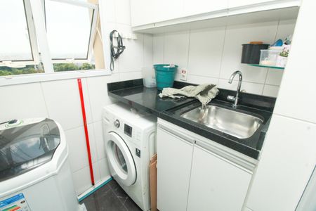 Apartamento para alugar com 60m², 3 quartos e 1 vagaÁrea de Serviço