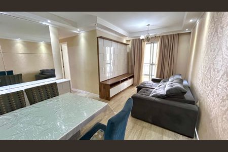 Sala de apartamento para alugar com 3 quartos, 77m² em Picanço, Guarulhos