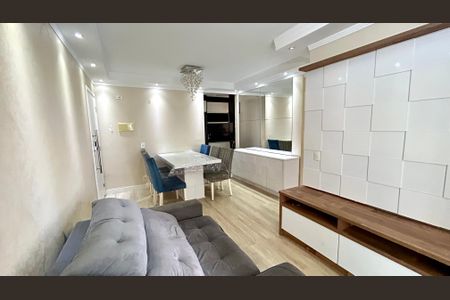 Sala de apartamento para alugar com 3 quartos, 77m² em Picanço, Guarulhos
