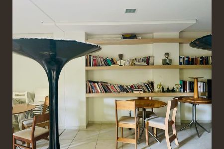 Apartamento para alugar com 77m², 3 quartos e 1 vagaBiblioteca 