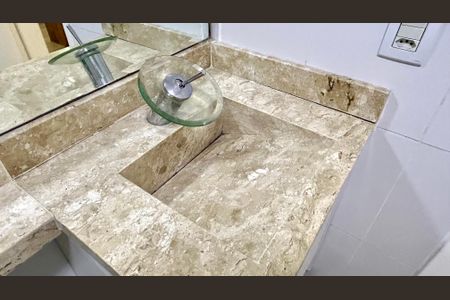 Apartamento para alugar com 77m², 3 quartos e 1 vagaBanheiro 1