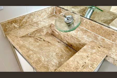 Apartamento para alugar com 77m², 3 quartos e 1 vagaBanheiro da Suíte