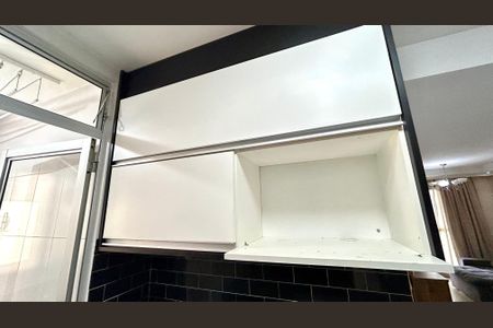 Apartamento para alugar com 77m², 3 quartos e 1 vagaCozinha