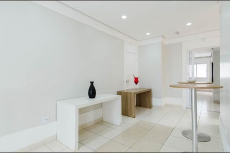 Apartamento para alugar com 45m², 2 quartos e 1 vagaÁrea comum