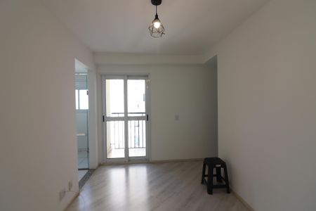 Apartamento para alugar com 45m², 2 quartos e 1 vagaSala 