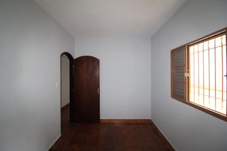 Casa para alugar com 90m², 2 quartos e 1 vagaQuarto 2