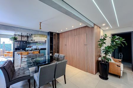 Sala de casa à venda com 4 quartos, 300m² em Parque da Mooca, São Paulo