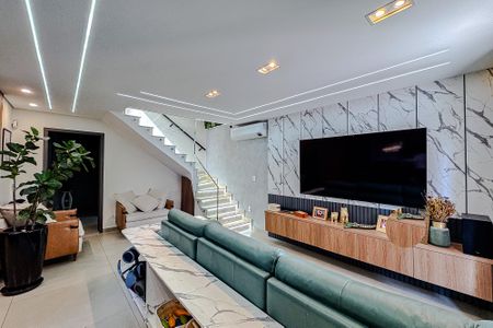 Sala de casa à venda com 4 quartos, 300m² em Parque da Mooca, São Paulo