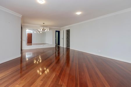 Apartamento à venda com 160m², 4 quartos e 2 vagasSala