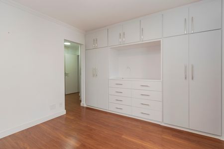 Apartamento à venda com 160m², 4 quartos e 2 vagasSuíte 1