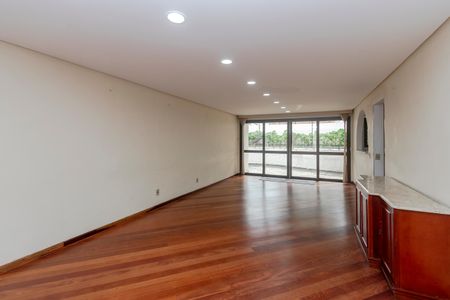 Apartamento à venda com 160m², 4 quartos e 2 vagasSalão de Festas