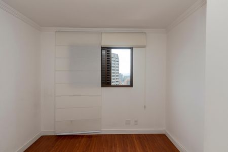 Apartamento à venda com 160m², 4 quartos e 2 vagasQuarto 1