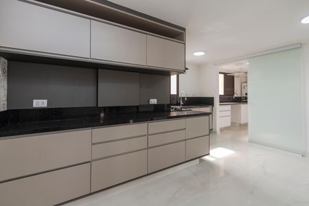 Apartamento à venda com 160m², 4 quartos e 2 vagasCozinha