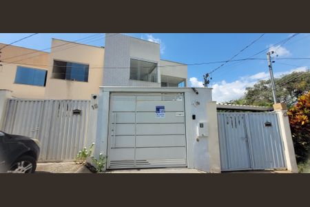 Casa para alugar com 120m², 3 quartos e 2 vagasfahcada