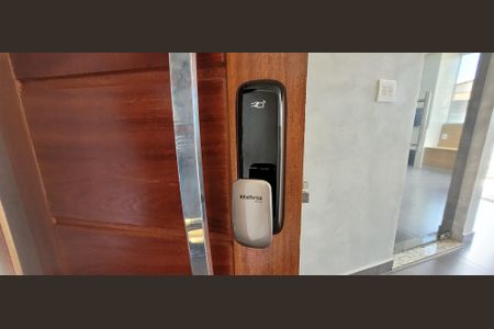 Casa para alugar com 120m², 3 quartos e 2 vagasfechadura eletrônica