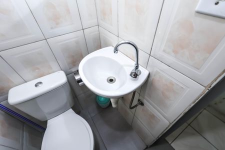 Casa à venda com 75m², 2 quartos e sem vagaBanheiro