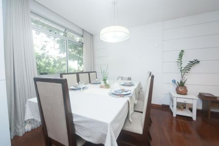 Apartamento à venda com 168m², 4 quartos e 1 vagaSala de Jantar