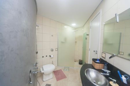 Apartamento à venda com 168m², 4 quartos e 1 vagaBanheiro suite 