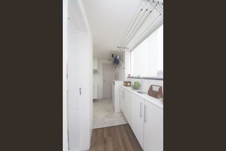 Apartamento à venda com 168m², 4 quartos e 1 vagaÁrea de Serviço
