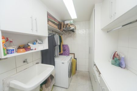 Apartamento à venda com 168m², 4 quartos e 1 vagaÁrea de Serviço