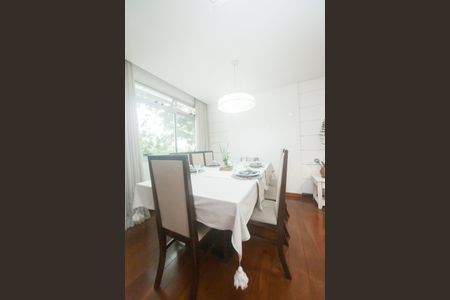 Apartamento à venda com 168m², 4 quartos e 1 vagaSala de Jantar