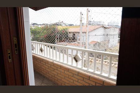 Casa à venda com 350m², 3 quartos e 3 vagasVaranda do quarto