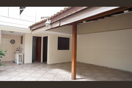 Casa à venda com 350m², 3 quartos e 3 vagasChurrasqueira quintal