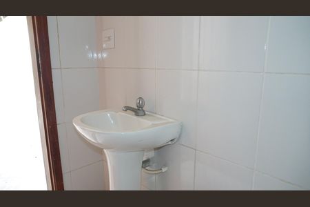 Casa à venda com 350m², 3 quartos e 3 vagasBanheiro 2