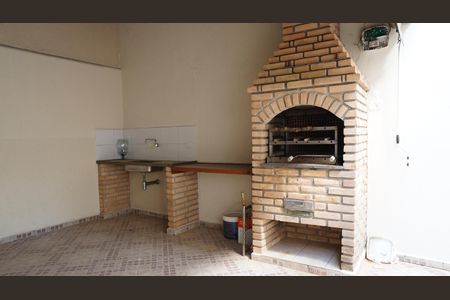 Casa à venda com 350m², 3 quartos e 3 vagasChurrasqueira quintal