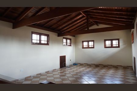 Casa à venda com 350m², 3 quartos e 3 vagasSoton