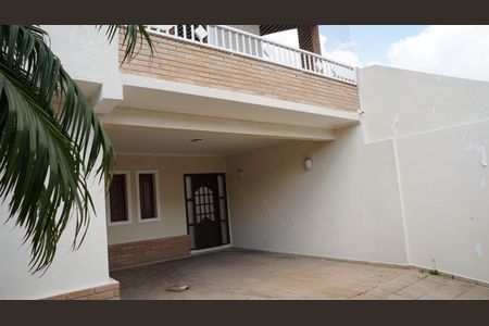Casa à venda com 350m², 3 quartos e 3 vagasGaragem