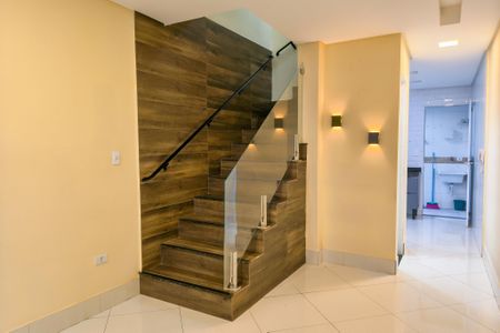 Casa de condomínio para alugar com 150m², 2 quartos e 1 vagaSala