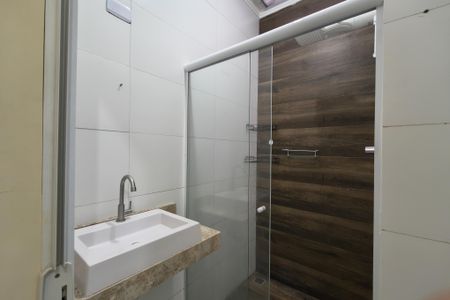 Casa de condomínio para alugar com 150m², 2 quartos e 1 vagaBanheiro 