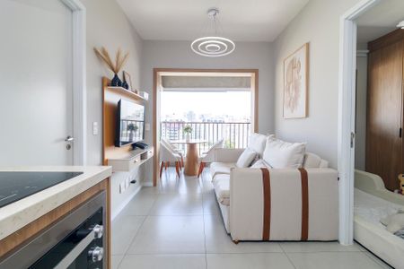 Sala de apartamento à venda com 2 quartos, 47m² em Santo Amaro, São Paulo