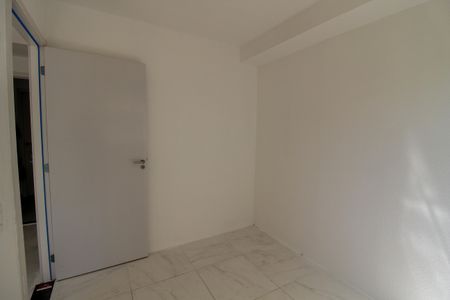 Quarto 2 de apartamento para alugar com 2 quartos, 45m² em Jardim Gilda Maria, São Paulo