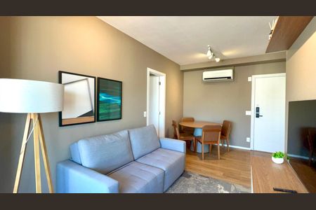 Sala de apartamento para alugar com 1 quarto, 47m² em Pinheiros, São Paulo