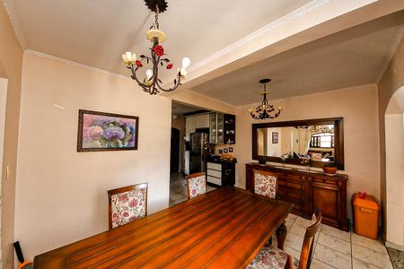 Casa para alugar com 3 quartos, 189m² em Parque Sao Rafael, São Paulo