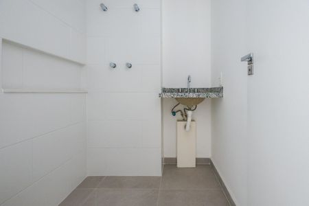 Apartamento à venda com 59m², 2 quartos e 2 vagasBanheiro da Suíte