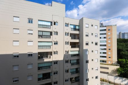 Vista da Suíte de apartamento à venda com 2 quartos, 59m² em Vila Suzana, São Paulo