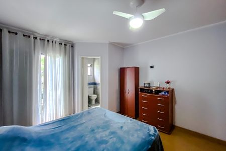 Casa à venda com 100m², 3 quartos e 2 vagasQuarto 3 - Suíte