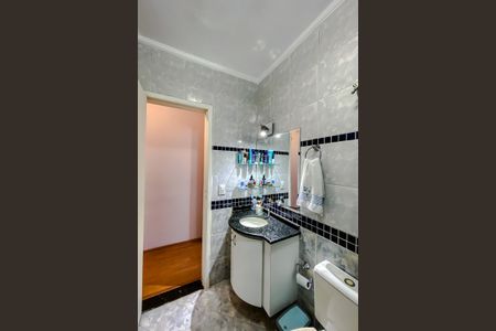 Casa à venda com 100m², 3 quartos e 2 vagasBanheiro