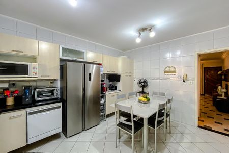 Casa à venda com 100m², 3 quartos e 2 vagasCozinha