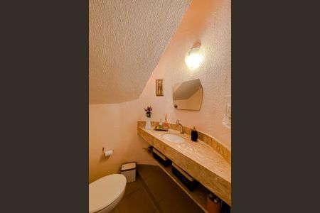 Casa à venda com 100m², 3 quartos e 2 vagasLavabo