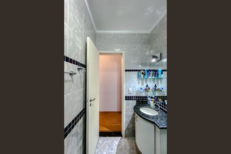 Casa à venda com 100m², 3 quartos e 2 vagasBanheiro