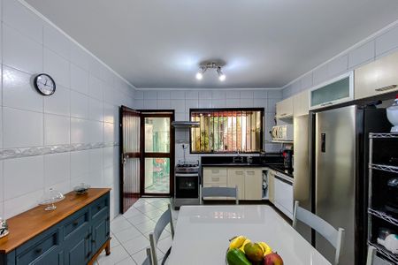 Casa à venda com 100m², 3 quartos e 2 vagasCozinha