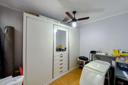 Casa à venda com 100m², 3 quartos e 2 vagasQuarto 2