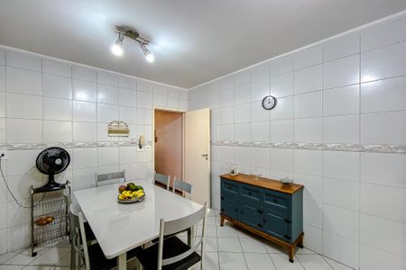 Casa à venda com 100m², 3 quartos e 2 vagasCozinha